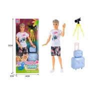 Кукла с биноклем и чемоданом