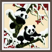 Набор для вышивки крестиком "Снежные панды"