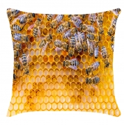 Подушка 3D с пчелами и медом