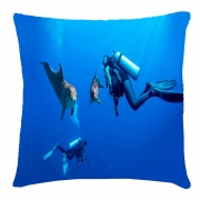 Подушка с 3Д принтом "Дайвера и дельфины"