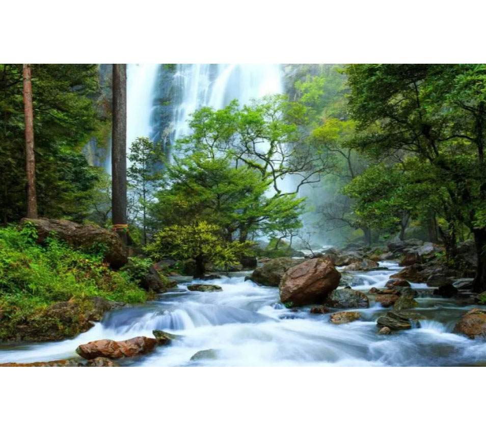 Картина алмазами на підрамнику 'Горна річка'