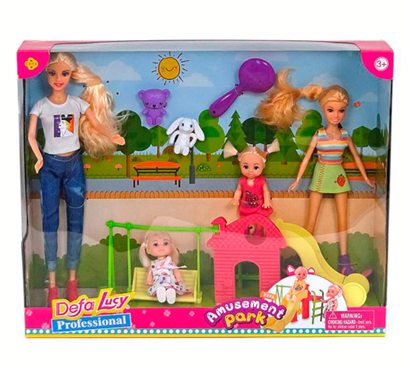 Лялька 'DEFA' з дітьми в парку