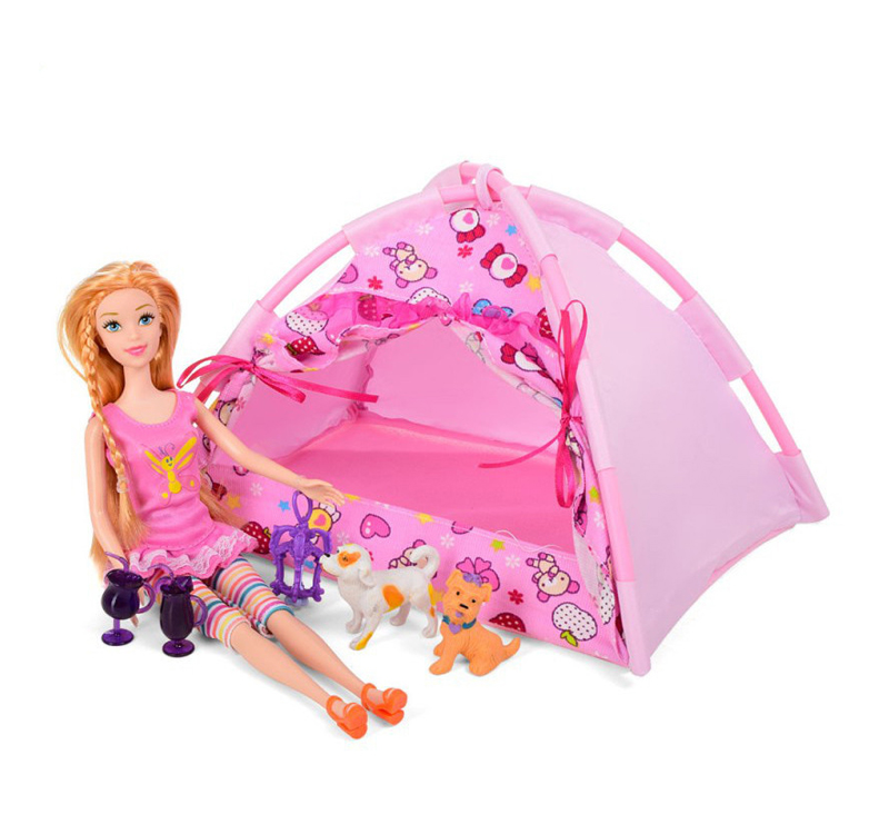 Кукла 'Путешественница' с палаткой