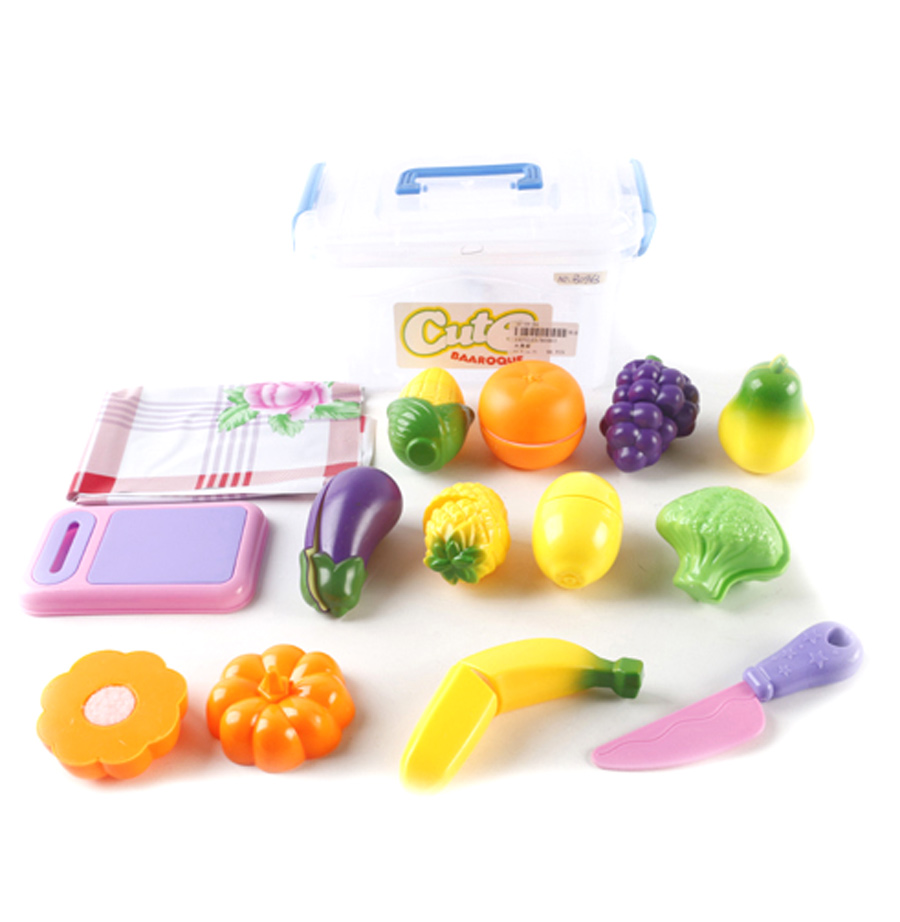 Набір іграшкових овочів і фруктів