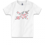 Детская футболка с цветами и птицами