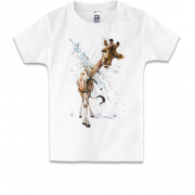 Детская футболка с жирафом под душем