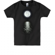 Детская футболка с лунной дорожкой