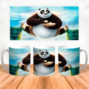 Чашка Кунг-фу Панда їсть пельмені