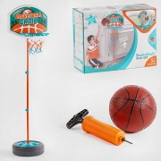 Дитяче баскетбольне кільце з м'ячем та насосом.