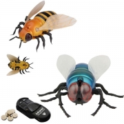 Іграшка комаха на радіокеруванні