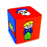 Кубик-брязкальце м'який "Що робить дитина"
