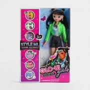 Кукла-модница "Glo-ui girls" в шортах
