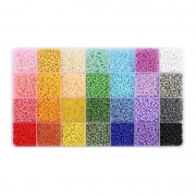 Набор цветного бисера в боксе