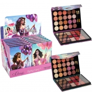 Палетка с детской косметикой