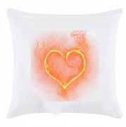 Подушка на подарок "Пылающее сердце любви"