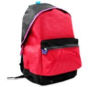 Рюкзак в яскраво-червоному кольорі з вставками